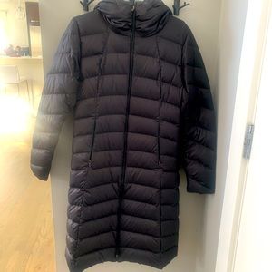 Patagonia puffy parka a goes past knees. Midweight w/ down. Originally paid $499